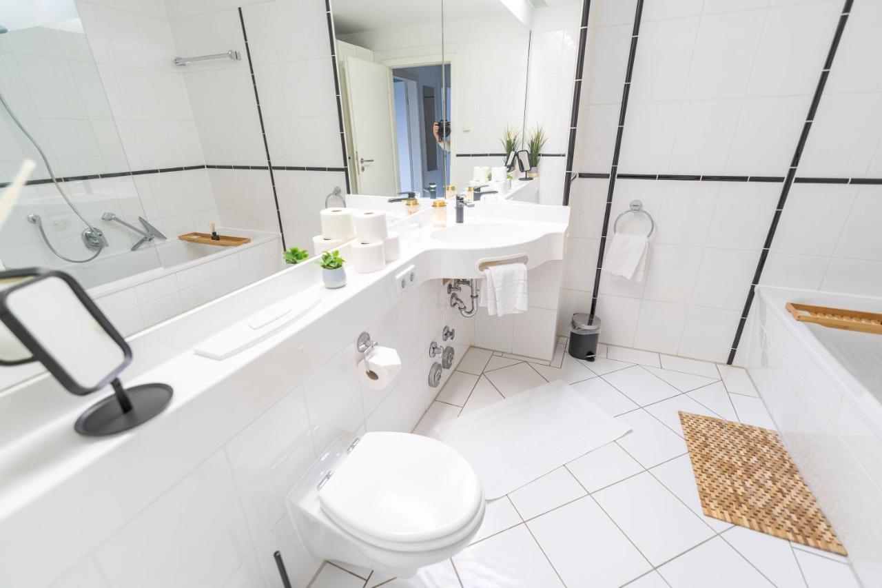 Rr - Unique Apartment 70Qm - Terrace - Washer Magdeburg Bagian luar foto